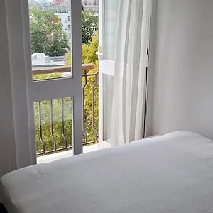 Comfy Near Metro & Airport Quarto em Acomodações Particulares Lisboa